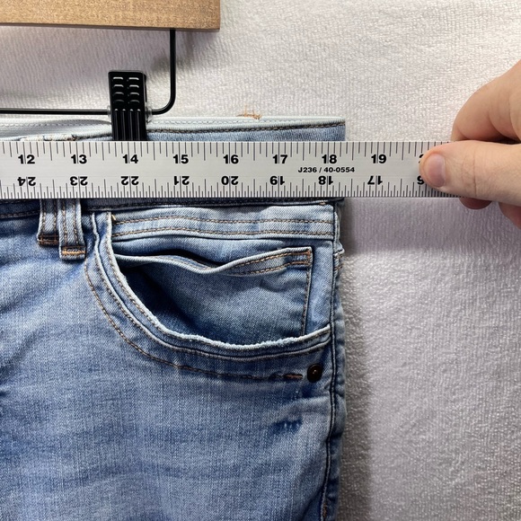 Democracy Ab Technology Distressed Jeggings Jeans Womens 16W Plus stretch 2128 - Picture 4 of 10